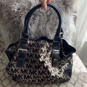 Michael kors tote bag